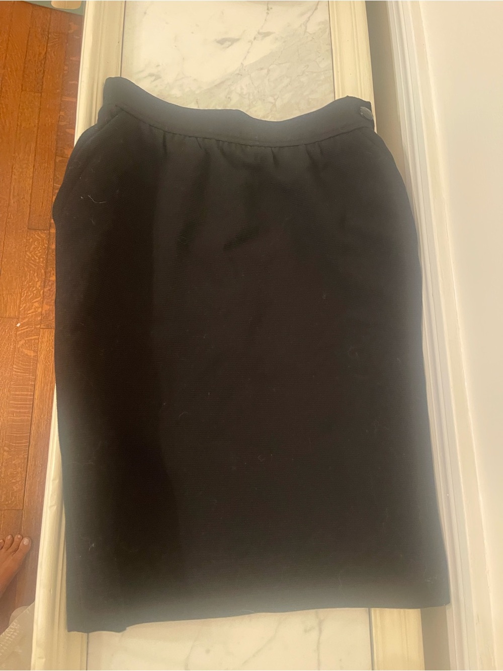 Yves Saint Laurent Black Fitted Pencil Skirt